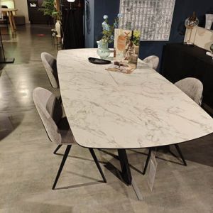 uitschuiftafel Masura