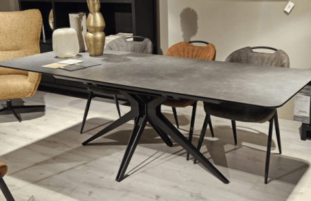 uitschuiftafel Pandoli